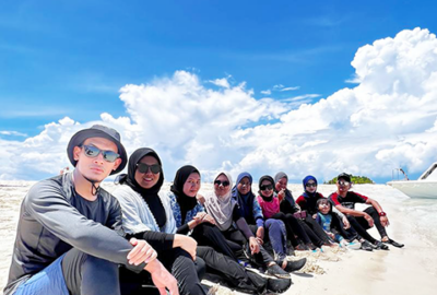 sabah tepi laut